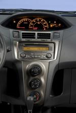 Toyota Yaris 2009 года